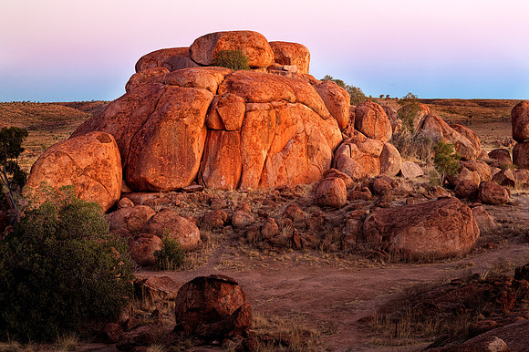 JKD_2014_2760_Devils_Marbles_NT_v1-Master